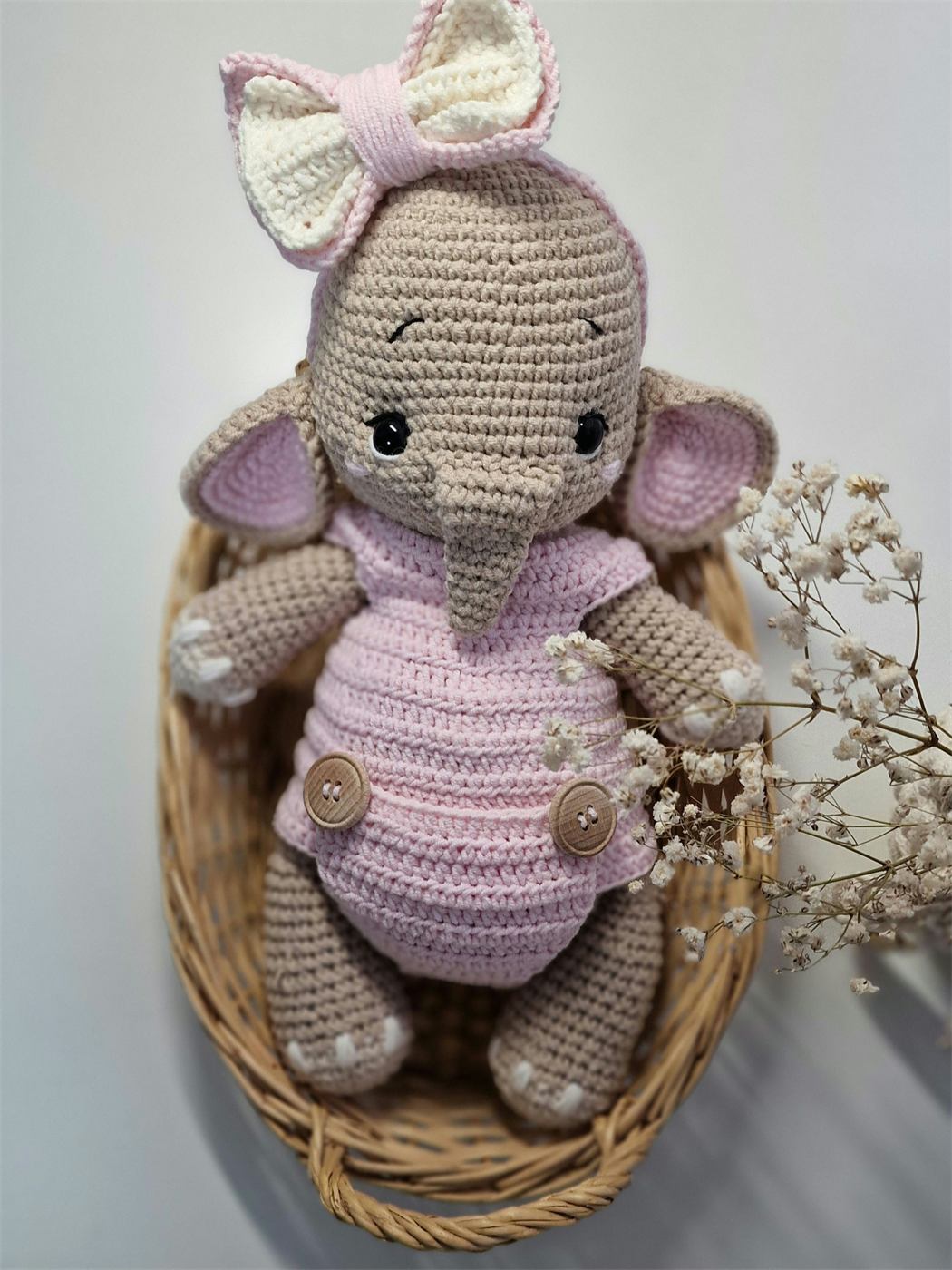 Elefantita Paula — amigurumi tejido a mano por Trufitas Artesanas